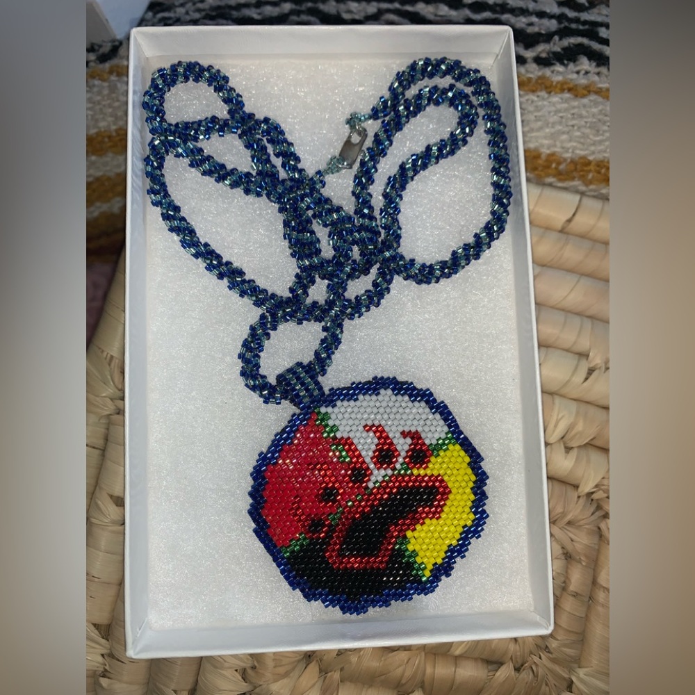 Handmade bear paw beaded necklace. Price negotiable 👍🏽